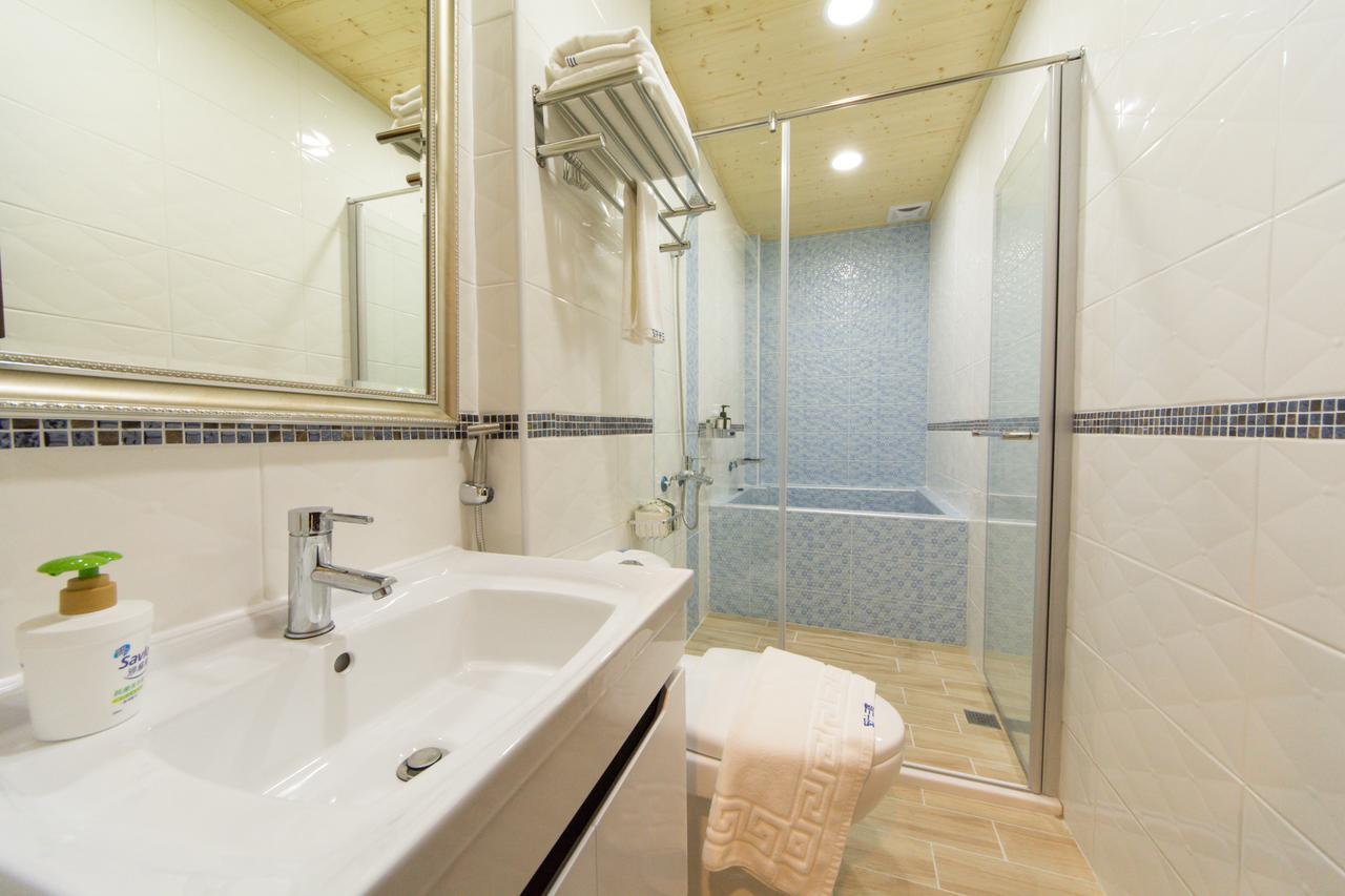 An Ping Shisan Hostel 타이난 외부 사진